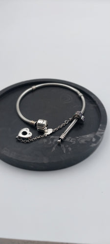 Heart safety chain