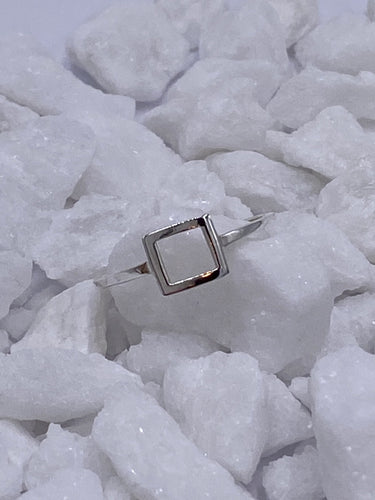Minimalistic Square Ring