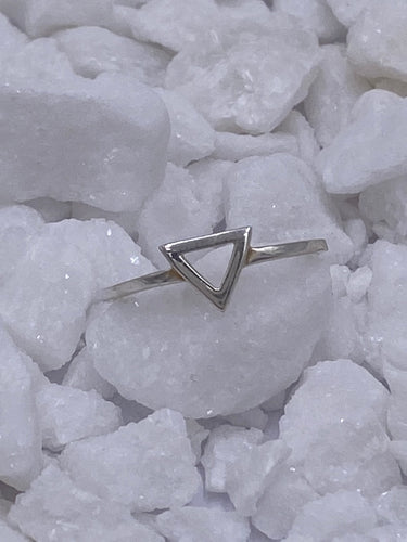 Minimalistic Triangle Ring