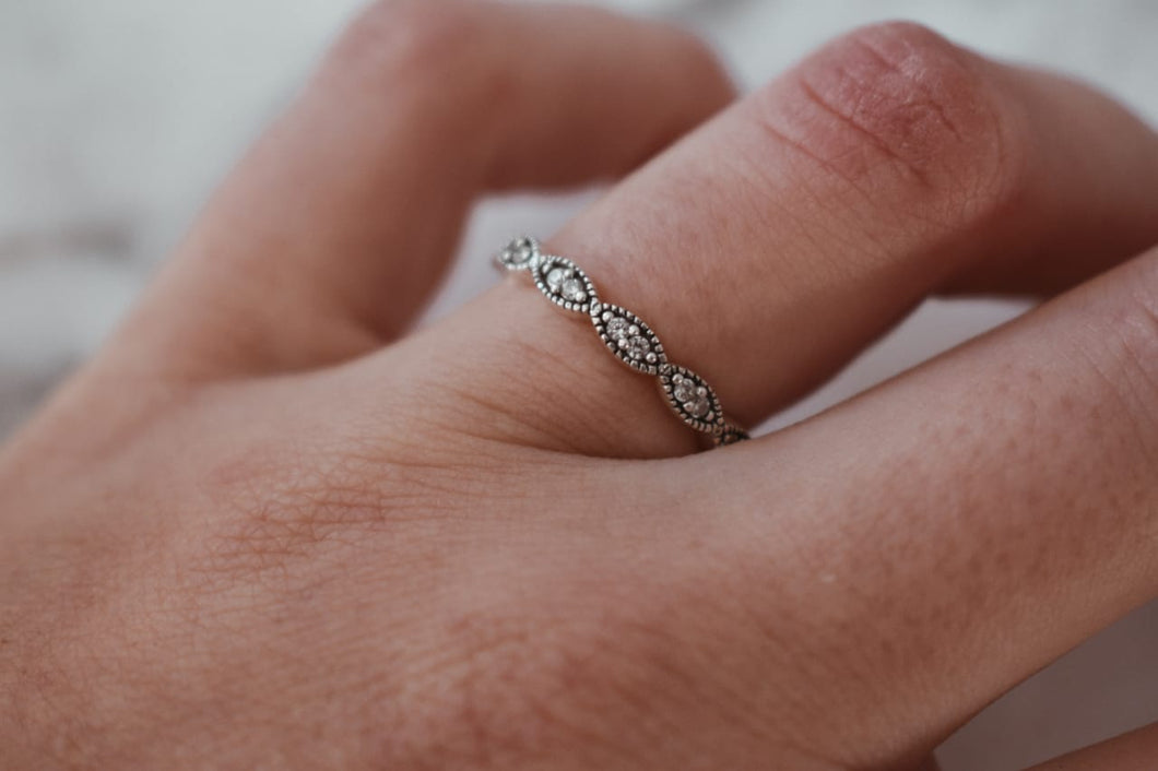 Round CZ ring